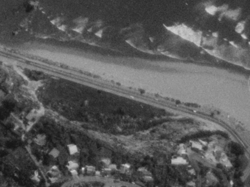 300-292 Main Road from the air, 1975-1979