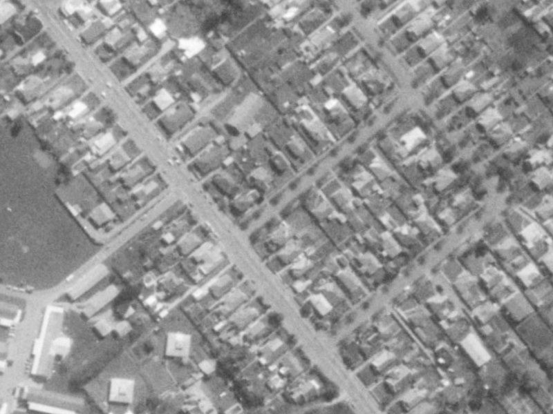 5 Moana Street from the air, 1975-1979
