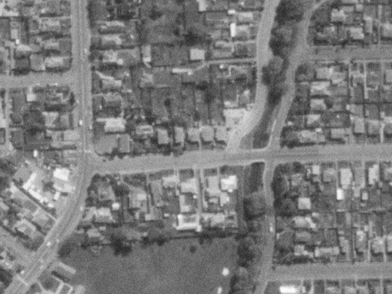 7 Malcolm Avenue from the air, 1975-1979