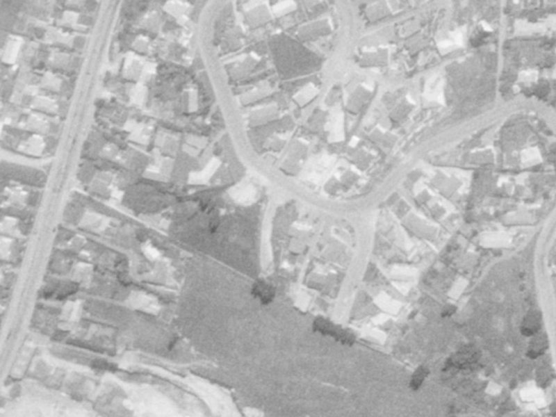 4–8 Morven Terrace from the air, 1975-1979