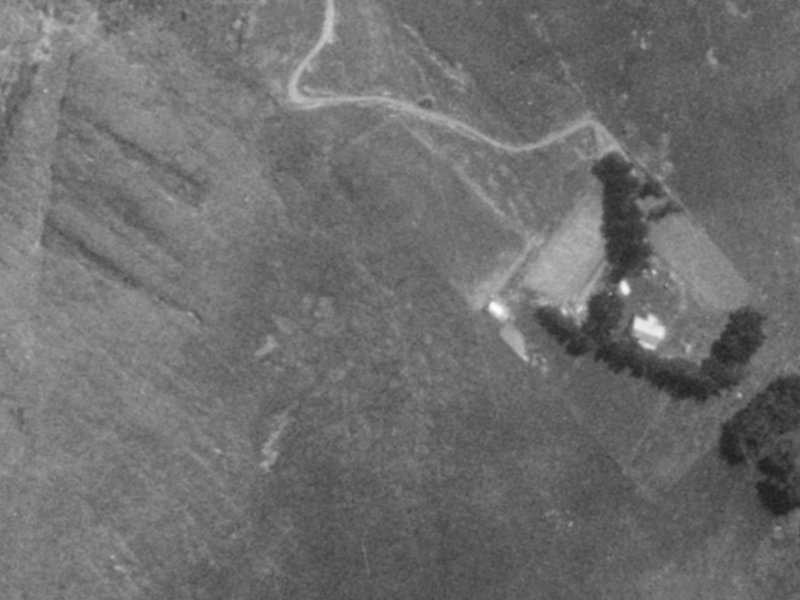 8 Omeo Crescent from the air, 1975-1979