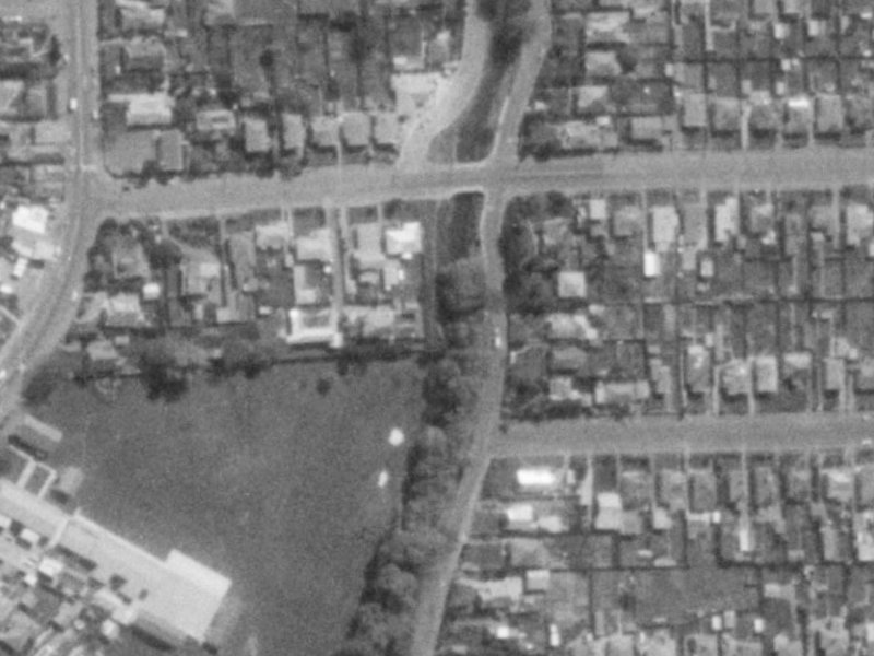 14 Malcolm Avenue from the air, 1975-1979