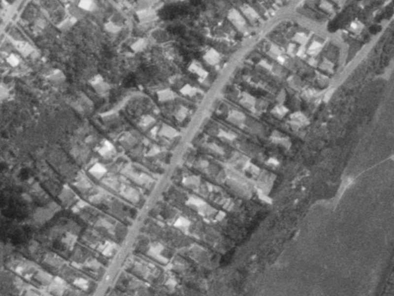 47 Moncks Spur Road from the air, 1975-1979