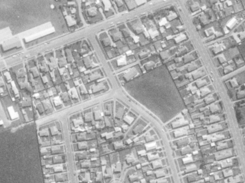 9 Rydal Street from the air, 1975-1979