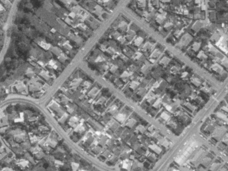 9 Woodbridge Road from the air, 1975-1979