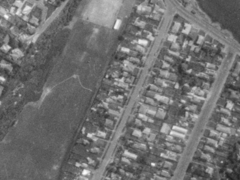28 Wakatu Avenue from the air, 1975-1979
