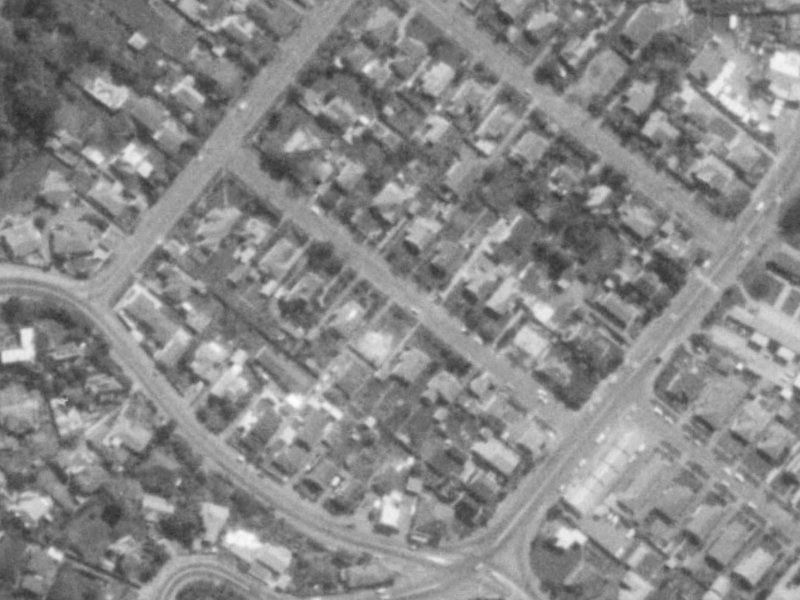 5 Woodbridge Road from the air, 1975-1979