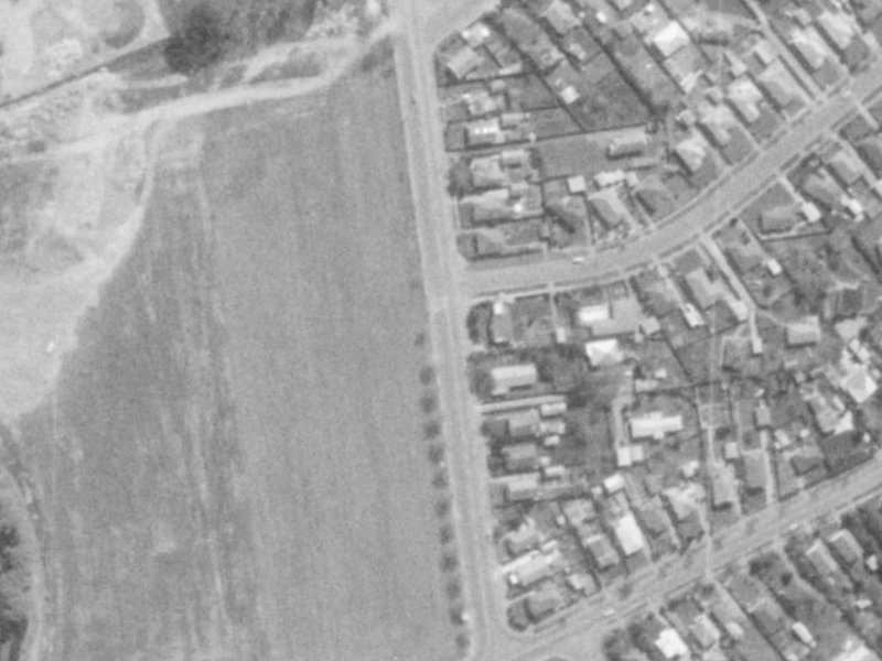 22 Lyttelton Street from the air, 1975-1979