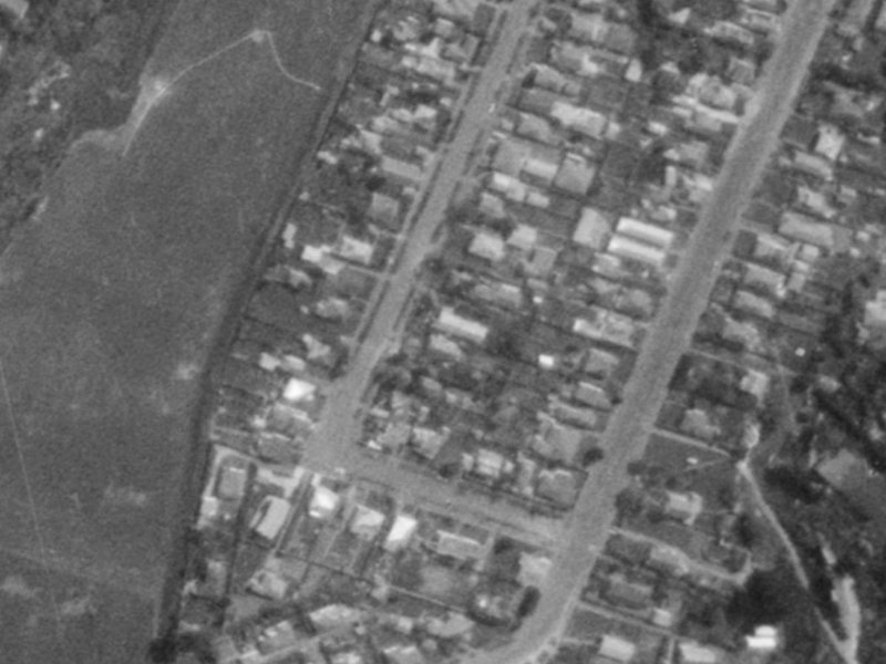 52 Wakatu Avenue from the air, 1975-1979