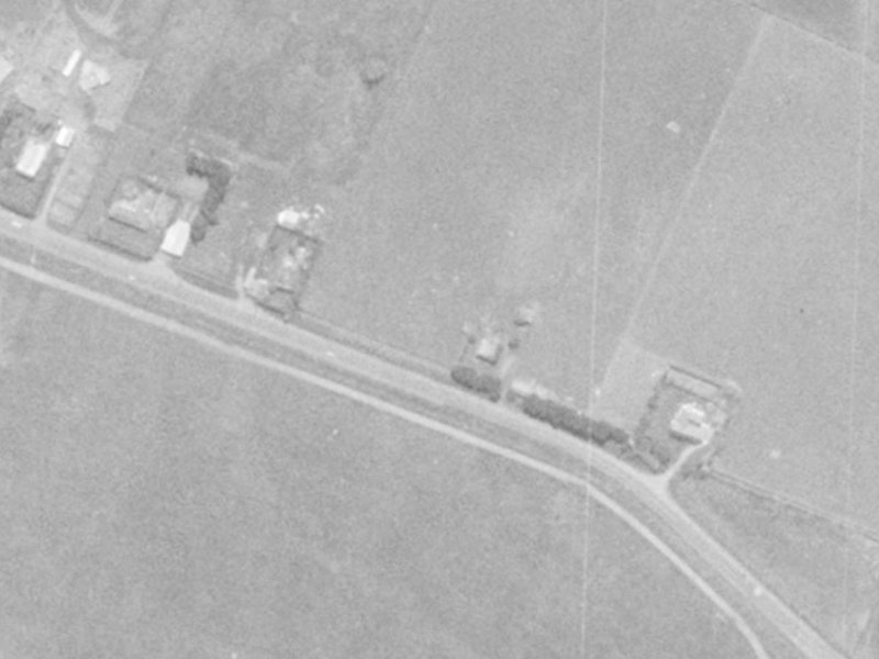 10 Cassinia Gardens from the air, 1975-1979