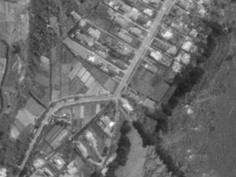 103 Moncks Spur Road from the air, 1975-1979