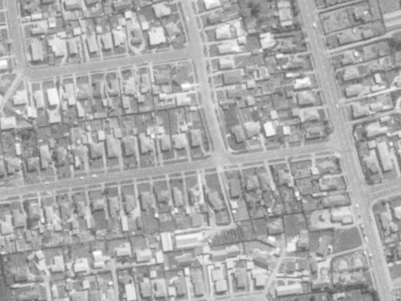 8 Leistrella Road from the air, 1975-1979