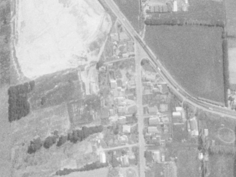 8 Avoca Valley Road from the air, 1975-1979