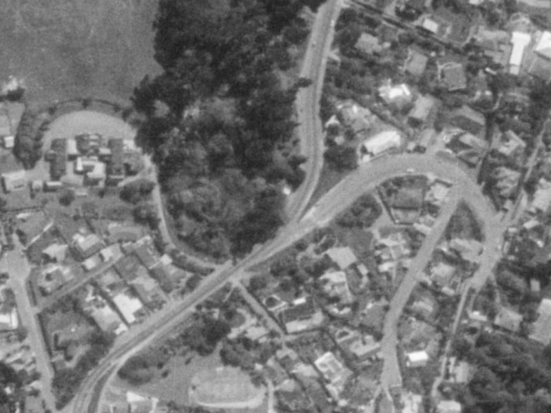 31-33 Dyers Pass Road from the air, 1975-1979