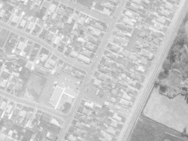 40 Ensign Street from the air, 1975-1979