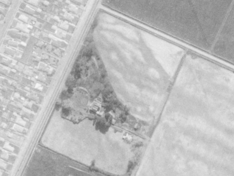 4 Old Red Barn Road from the air, 1975-1979