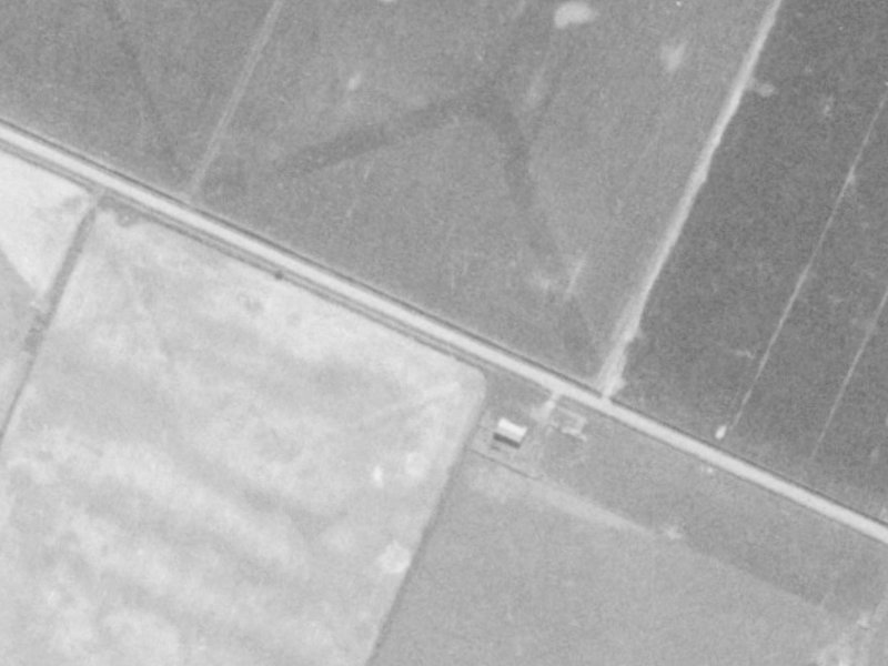 16 Elmslie Gr from the air, 1975-1979