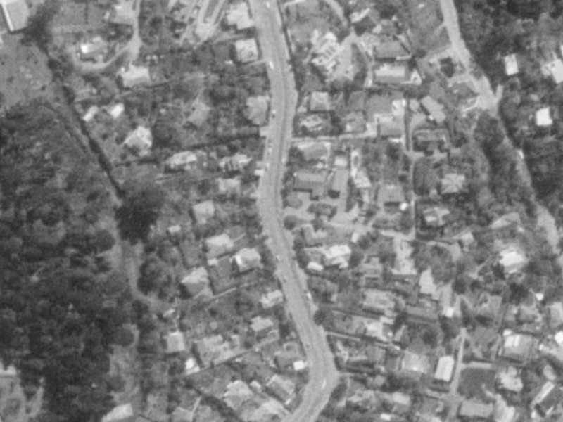42 Hackthorne Road from the air, 1975-1979