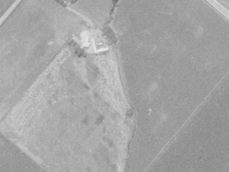 91 Caulfield Avenue from the air, 1975-1979