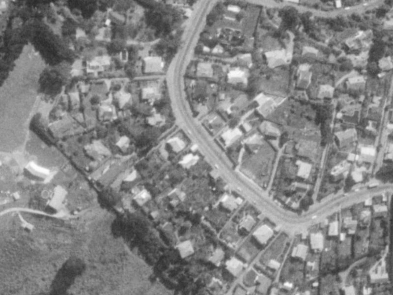 76 Hackthorne Road from the air, 1975-1979