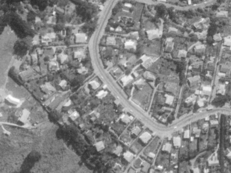 75 Hackthorne Road from the air, 1975-1979
