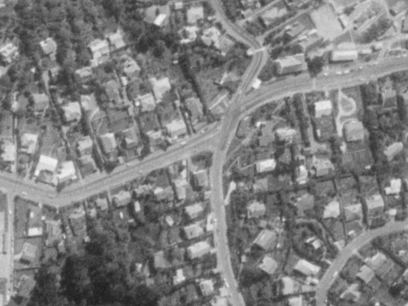 125 Hackthorne Road from the air, 1975-1979