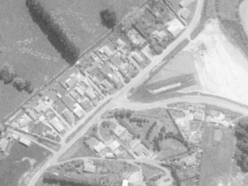 365E Cashmere Road from the air, 1975-1979