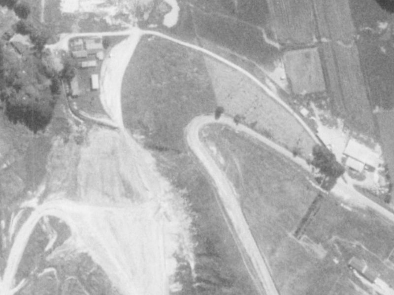 9 Hadleigh Lane from the air, 1975-1979