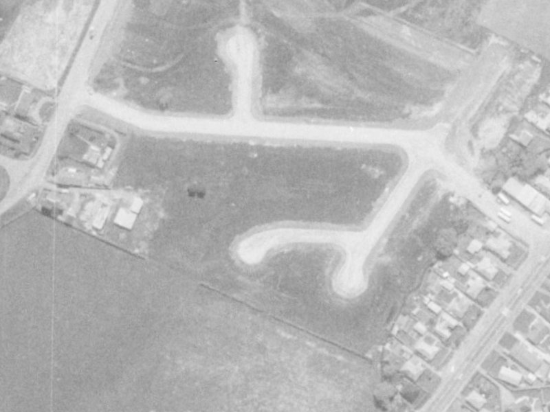 11 Muir Avenue from the air, 1975-1979