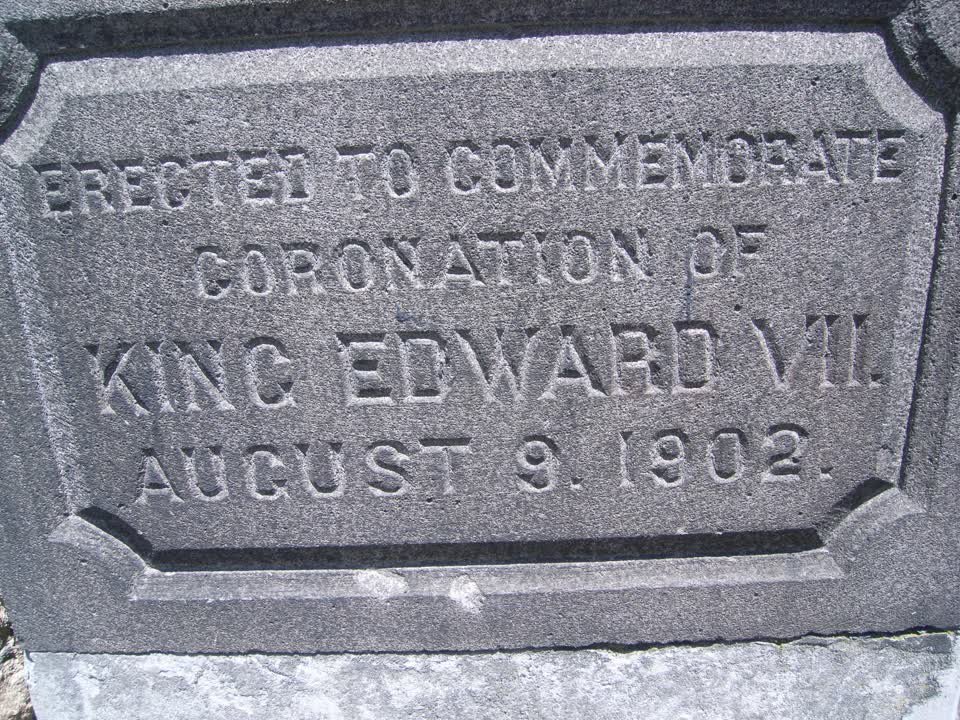 the register’s photograph of the plaque at Sumner Road Gardens