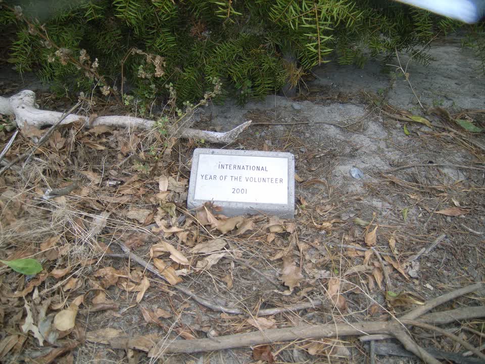 the register’s photograph of the plaque at Cholmondeley Reserve