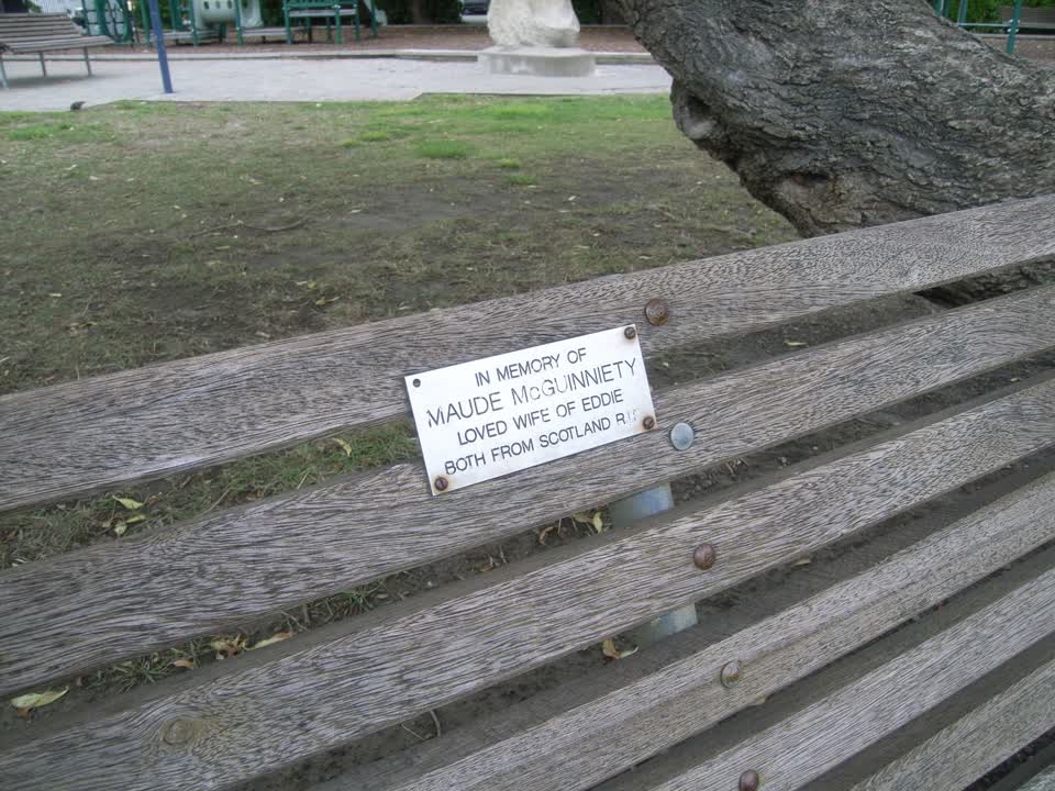 the register’s photograph of the plaque at Rue Balguerie Playground