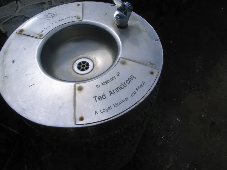 the register’s photograph of the plaque at Cenotaph War Memorial