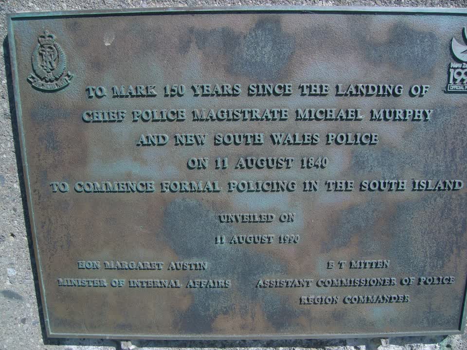 the register’s photograph of the plaque at Britomart Monument