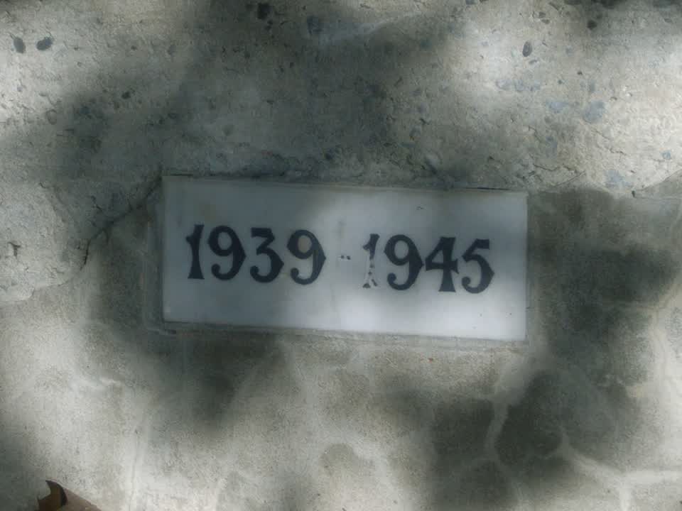 the register’s photograph of the plaque at Coutts Island War Memorial