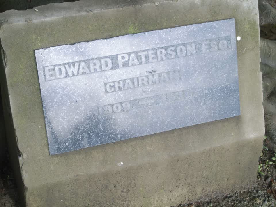 the register’s photograph of the plaque at Halswell Domain