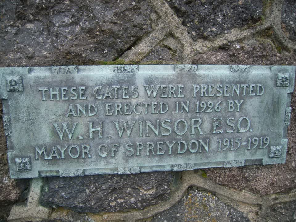 the register’s photograph of the plaque at Barrington Park