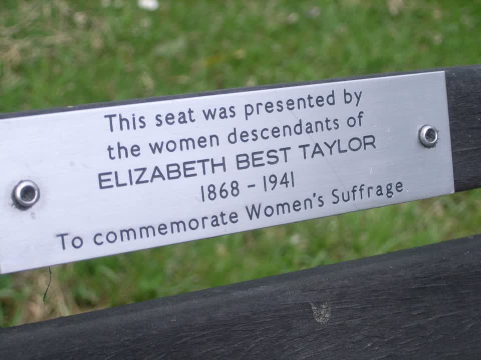 the register’s photograph of the plaque at Cashmere Village Green