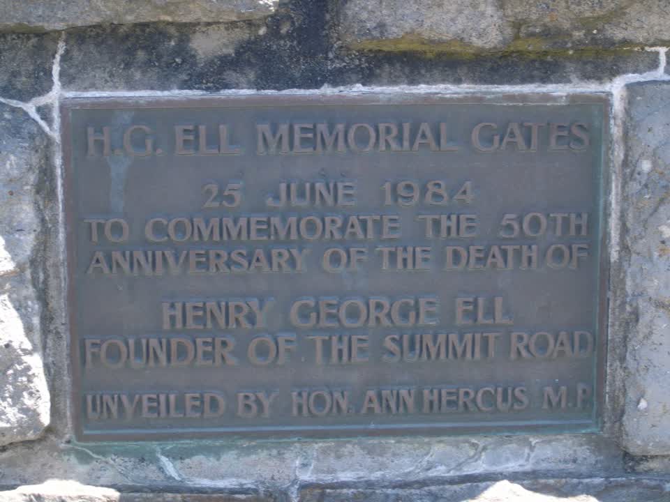 the register’s photograph of the plaque at Cracroft Reserve