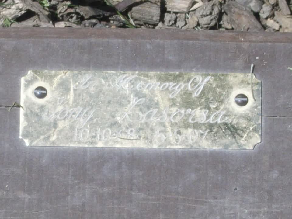 the register’s photograph of the plaque at Tulett Park
