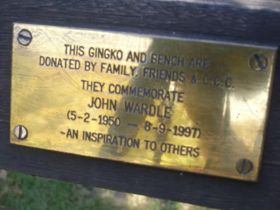 the register’s photograph of the plaque at Abberley Park