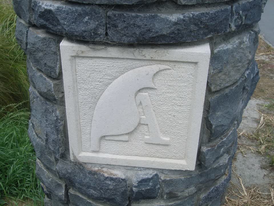 the register’s photograph of the plaque at Dunbars Landscape Reserve