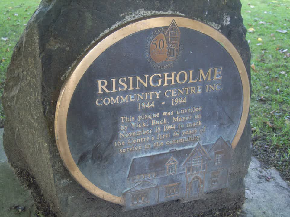 the register’s photograph of the plaque at Risingholme Park