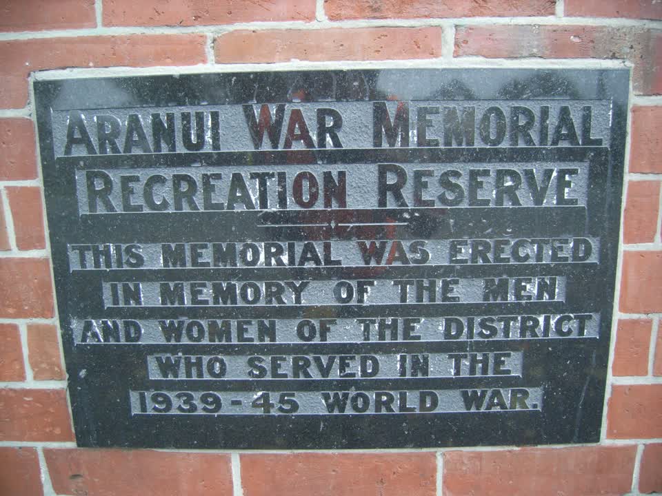 the register’s photograph of the plaque at Aranui Playground