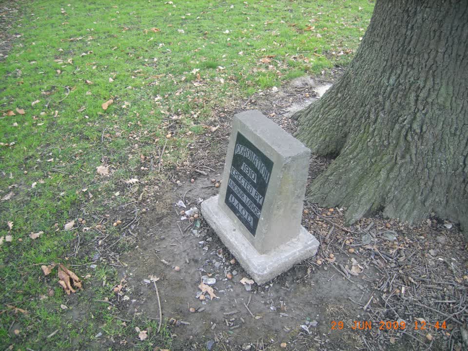 the register’s photograph of the plaque at Woolston Park