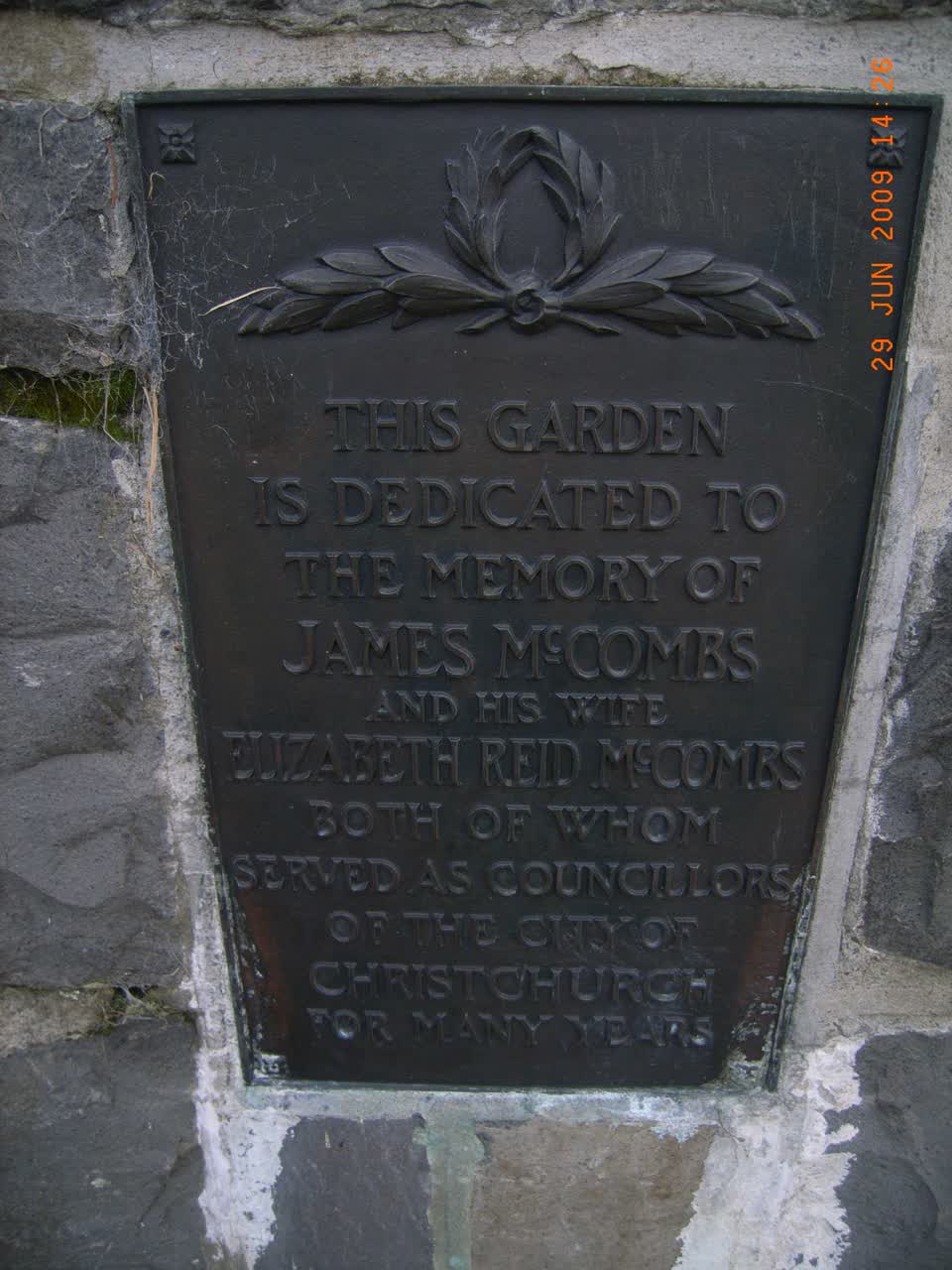the register’s photograph of the plaque at Woolston Park