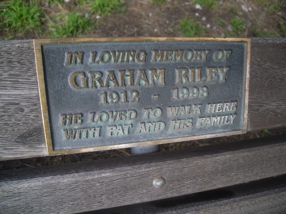 the register’s photograph of the plaque at Nicholson Park
