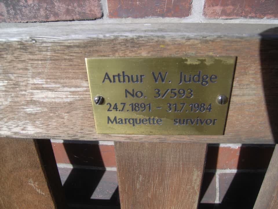the register’s photograph of the plaque at Nurses Memorial Chapel