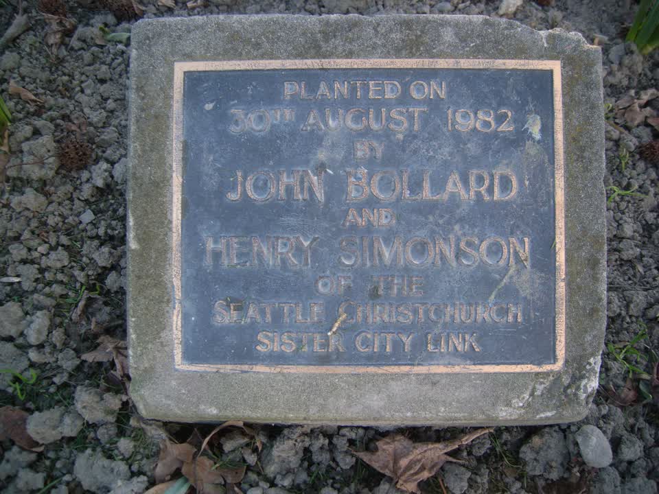the register’s photograph of the plaque at Friendship Corner