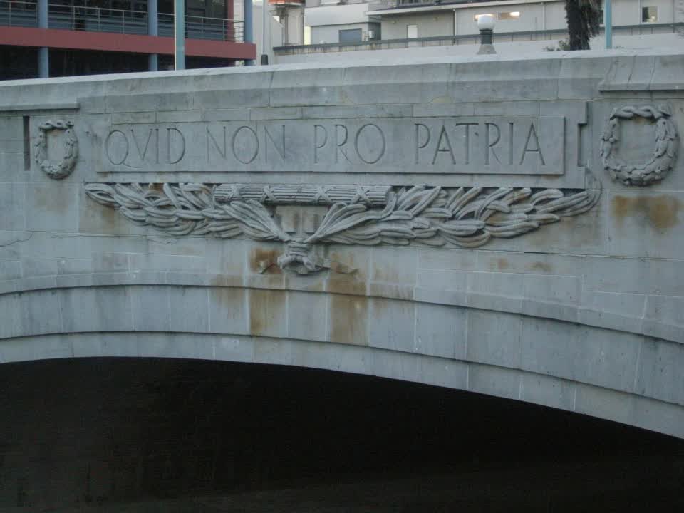the register’s photograph of the plaque at Bridge Of Remembrance